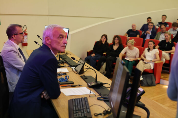 Il benvennuto del rettore alle matricole - Università di Trento © Teyssot / UniTrento